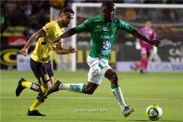?i=epa%2fsoccer%2f2019-03%2f2019-03-30%2f2019-03-30-07472443_epa