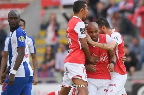 ?i=epa%2fsoccer%2f2019-03%2f2019-03-30%2f2019-03-30-07473449_epa