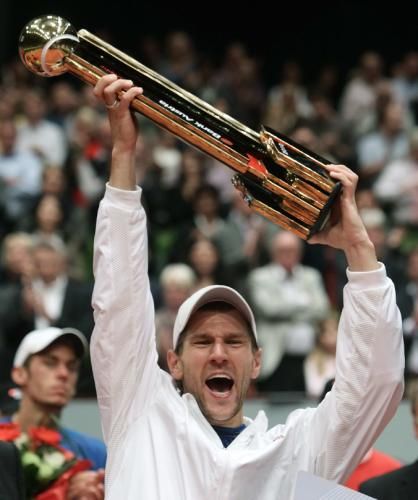 2010-10-31t155929z_01_hpb13_rtridsp_3_tennis_reuters