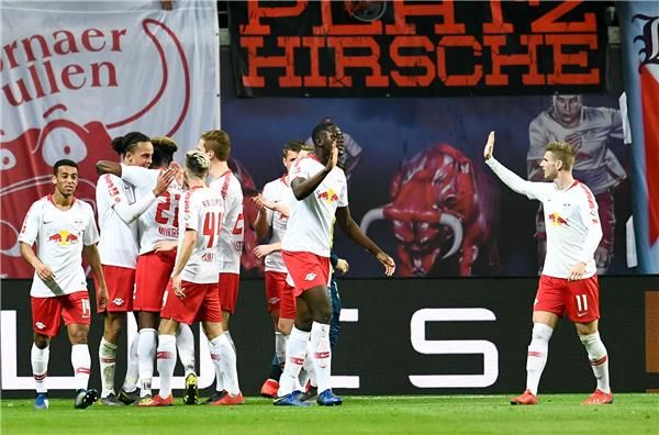 فرحة لاعبي لايبزيج