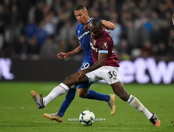 ?i=reuters%2f2019-03-30%2f2019-03-30t190444z_896227482_rc1b19f13070_rtrmadp_3_soccer-england-whu-eve_reuters