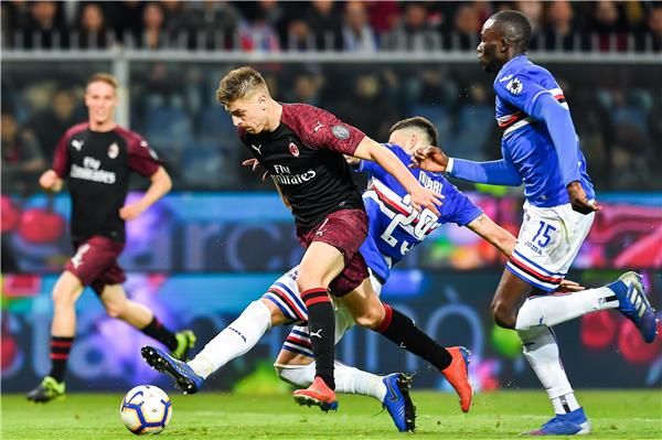 من لقاء ميلان وسامبدوريا