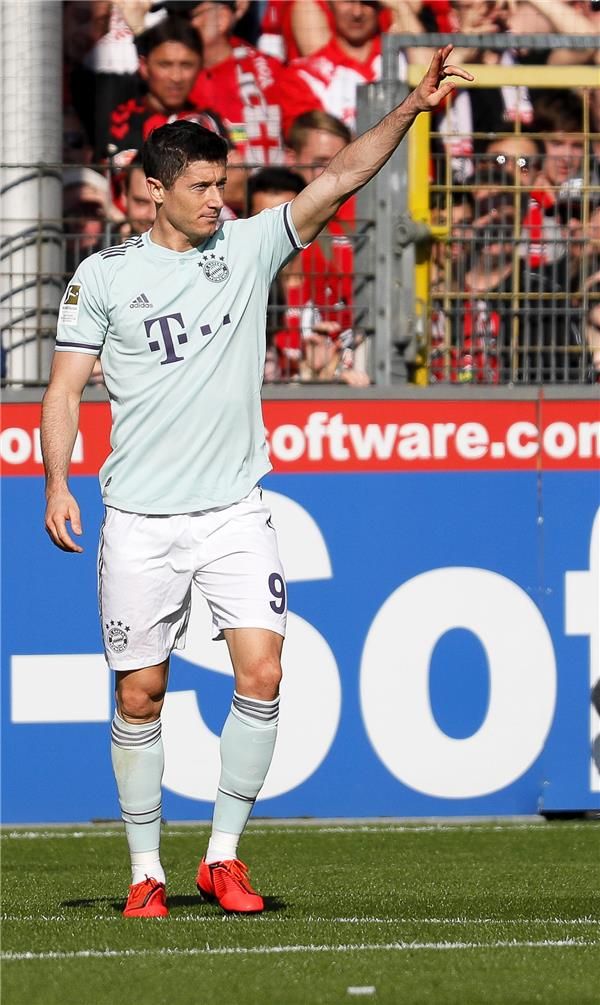 ليفاندوفسكي 