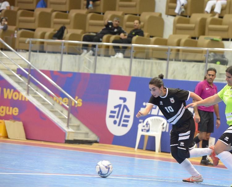 الخالدي في إحدى مباريات الدوري الكويتي للسيدات