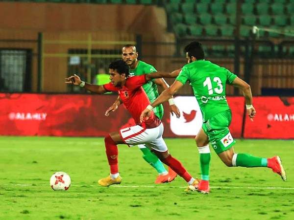 من مباراة سابقة بين الأهلي و الاتحاد