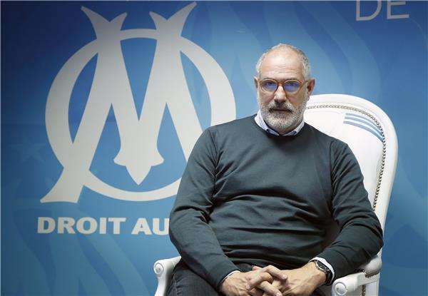 أندوني زوبيزاريتا