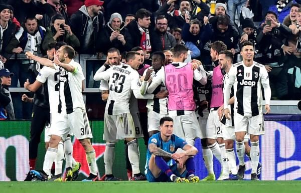 لاعبو يوفنتوس