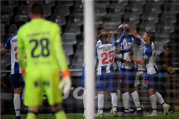 فرحة لاعبي بورتو