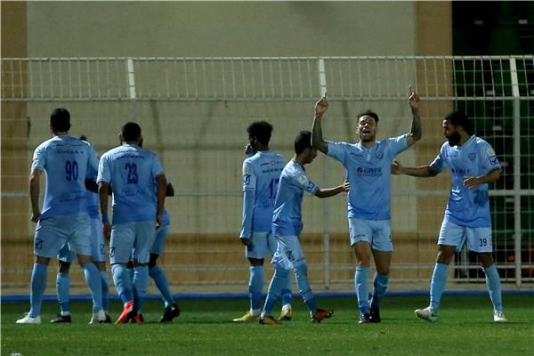 لاعبو الباطن