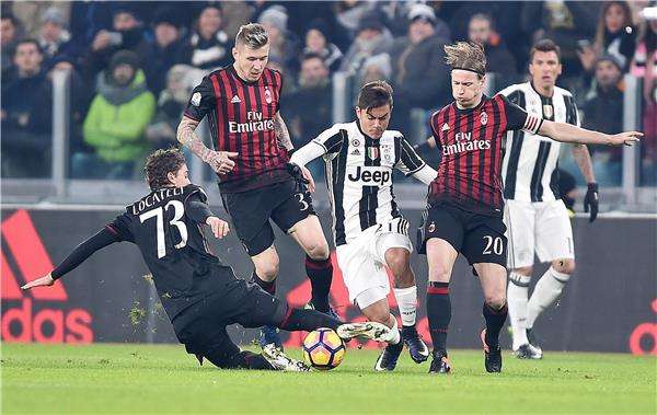 مواجهة سابقة بين الفريقين