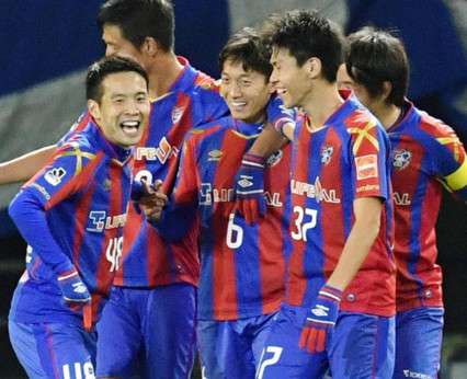 لاعبو إف سي طوكيو