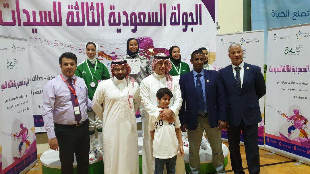 من تتويج اللاعبات