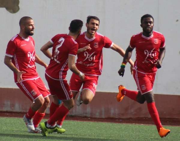 لاعبو التضامن صور