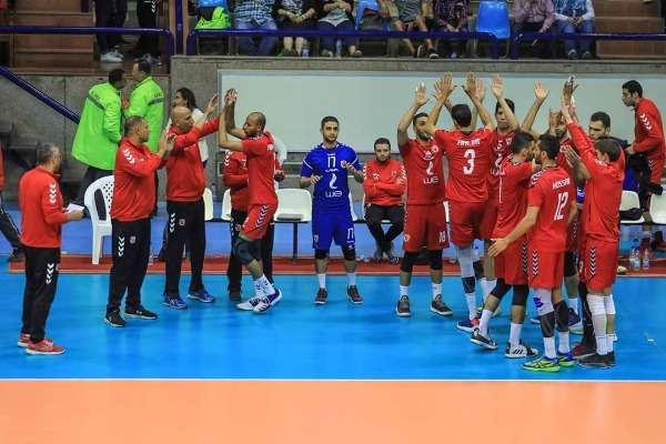 لاعبو الأهلي