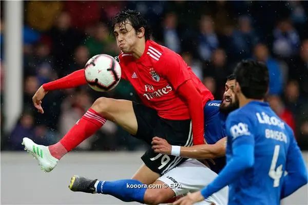 ?i=epa%2fsoccer%2f2019-04%2f2019-04-07%2f2019-04-07-07490796_epa