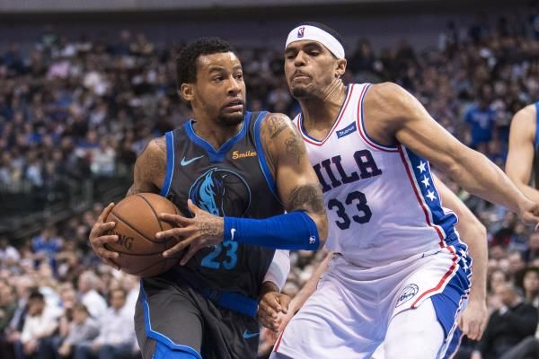 2019-04-02t014757z_803553682_nocid_rtrmadp_3_nba-philadelphia-76ers-at-dallas-mavericks_reuters