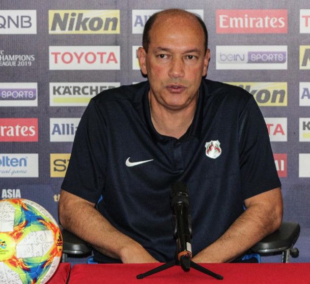 دي سوزا من المؤتمر الصحفي