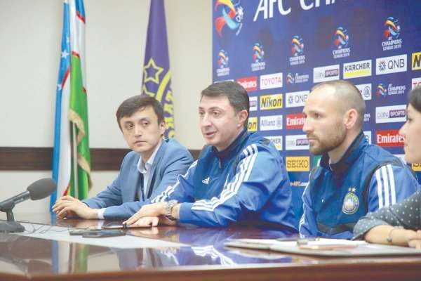 جانب من المؤتمر الصحفي