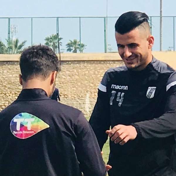 العراقي أيمن حسين في تدريبات اليوم
