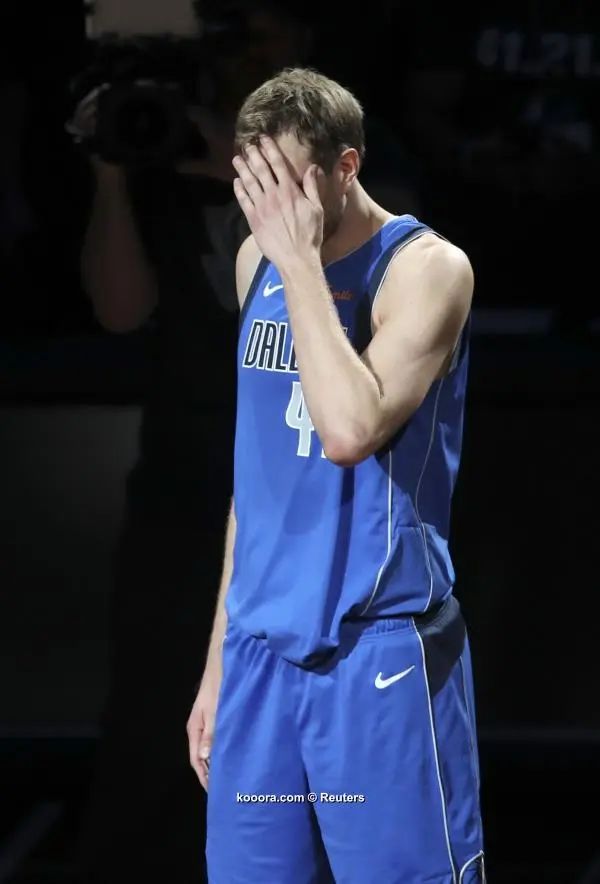 ?i=reuters%2f2019-04-10%2f2019-04-10t042441z_1637579643_nocid_rtrmadp_3_nba-phoenix-suns-at-dallas-mavericks_reuters