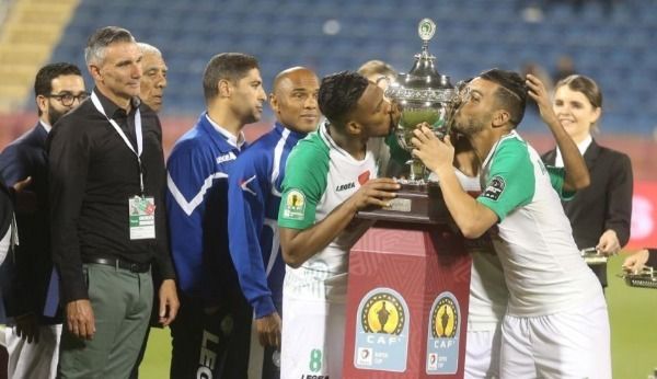 جانب من تتويج الرجاء