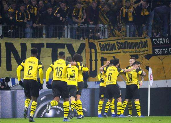 لاعبو دورتموند