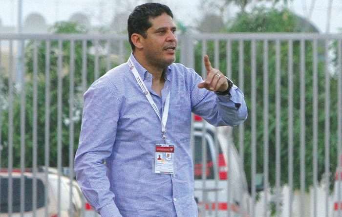 أيمن الرمادي