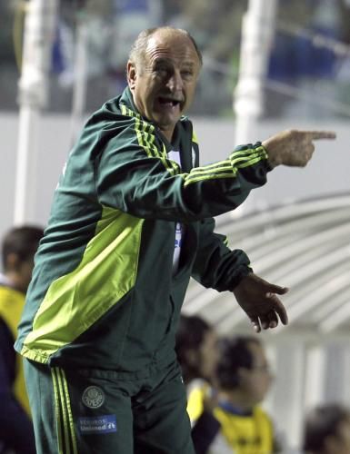 2010-10-21t013343z_01_pw04_rtridsp_3_soccer-latam_reuters