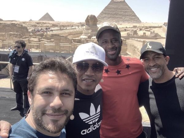 يايا توريه رفقة أحمد حسن والحاج ضيوف وحجي