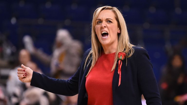 تريسي نيفيل