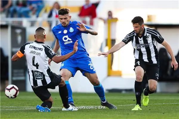 ?i=epa%2fsoccer%2f2019-04%2f2019-04-13%2f2019-04-13-07504517_epa