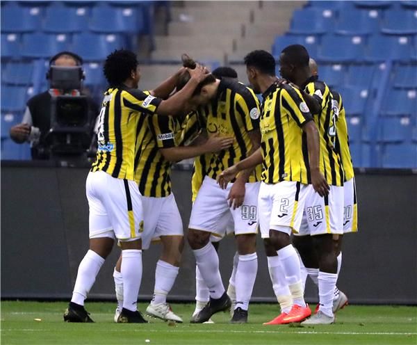 لاعبو اتحاد جدة 