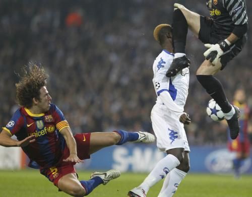 2010-11-02t202615z_01_imb06_rtridsp_3_soccer-champions_reuters