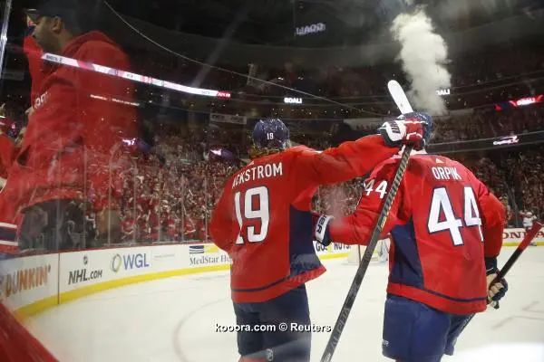 ?i=reuters%2f2019-04-13%2f2019-04-13t201116z_441441464_nocid_rtrmadp_3_nhl-stanley-cup-playoffs-carolina-hurricanes-at-washington-capitals_reuters