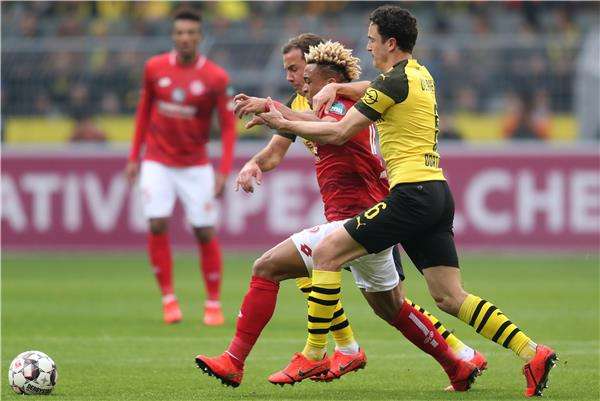 جانب من لقاء دورتموند وماينز