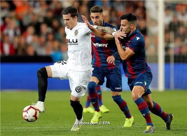 ?i=epa%2fsoccer%2f2019-04%2f2019-04-14%2f2019-04-14-07507217_epa