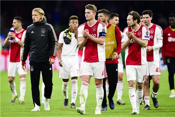 لاعبو أياكس