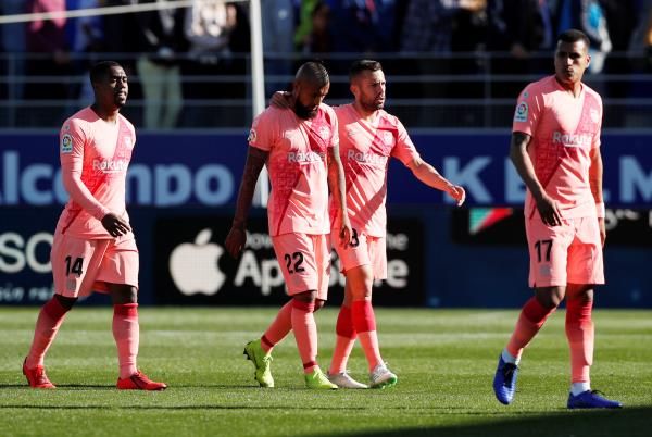 لاعبو برشلونة
