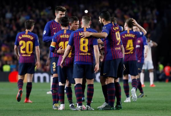 لاعبو برشلونة