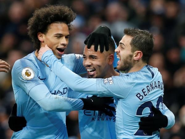 لاعبو مانشستر سيتي