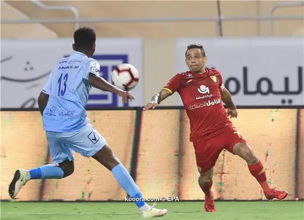 ?i=epa%2fsoccer%2f2019-04%2f2019-04-19%2f2019-04-19-07516341_epa