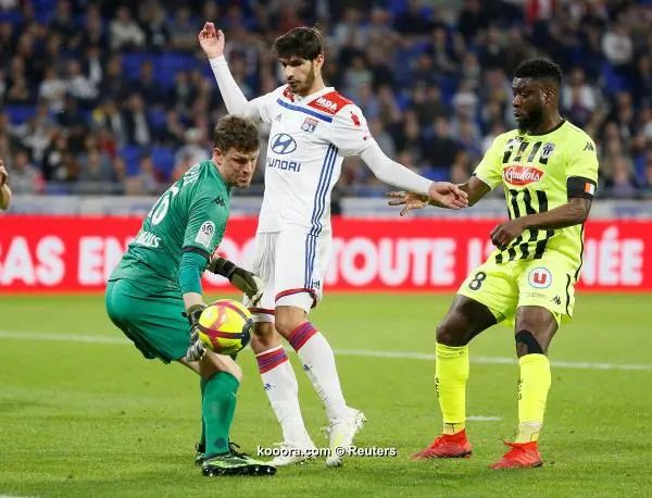 ?i=reuters%2f2019-04-19%2f2019-04-19t191101z_256472956_rc140fa7cf20_rtrmadp_3_soccer-france-lyo-ang_reuters