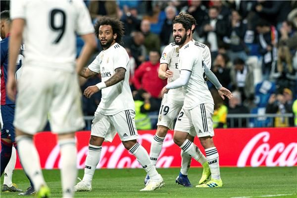 لاعبو ريال مدريد 