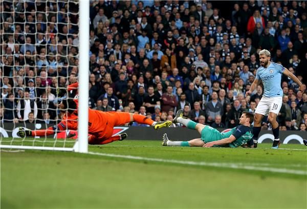 من مباراة سابقة بين الفريقين