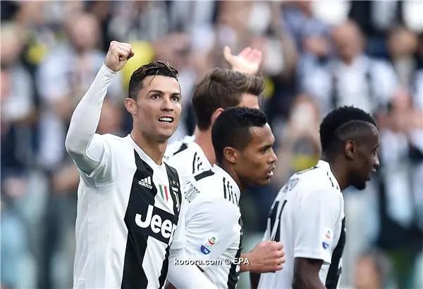 ?i=epa%2fsoccer%2f2019-04%2f2019-04-20%2f2019-04-20-07518126_epa