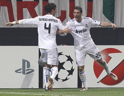 2010-11-03t210613z_01_mil104_rtridsp_3_soccer-champions_reuters
