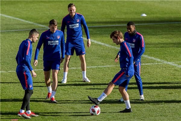 لاعبو أتلتيكو مدريد