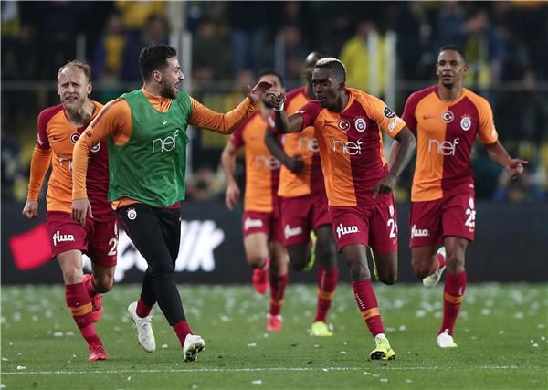 لاعبو جالطة سراي