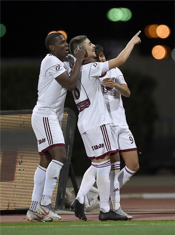 لاعبو الفيصلي 