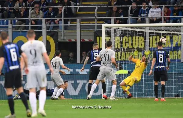 ?i=reuters%2f2019-04-20%2f2019-04-20t195744z_1223759741_rc1eca898dd0_rtrmadp_3_soccer-italy-int-rom_reuters
